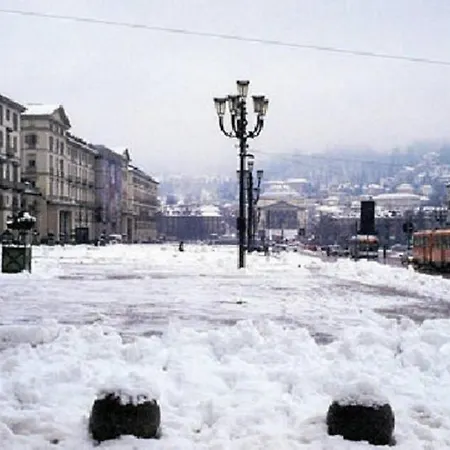 公寓 Central Penthouse Historical Turin